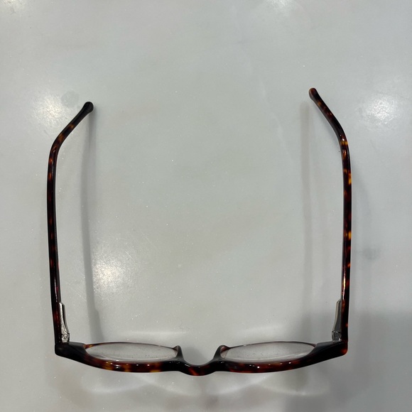(Prescription) glasses from reading glasses.com. Tortoise frames in Oscar style. - Picture 3 of 9